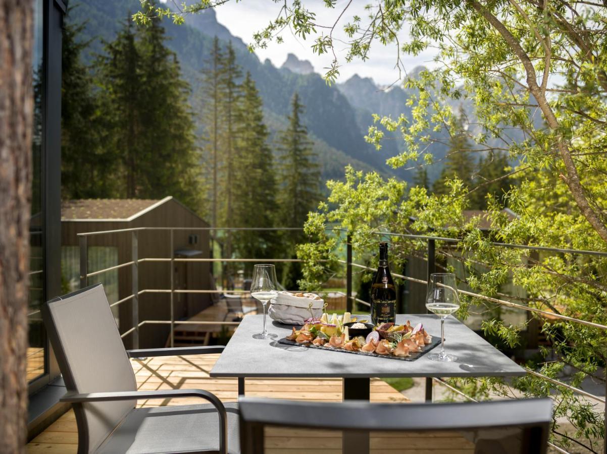 Skyview Chalets Am Camping Toblacher See Luaran gambar